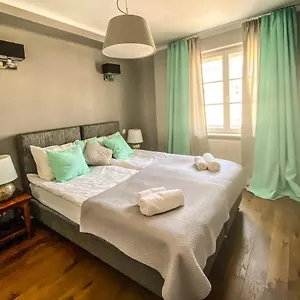 2* Apartament Nowy świat 29