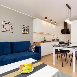  Apartament Beautiful Two-bedroom Bielany By Renters